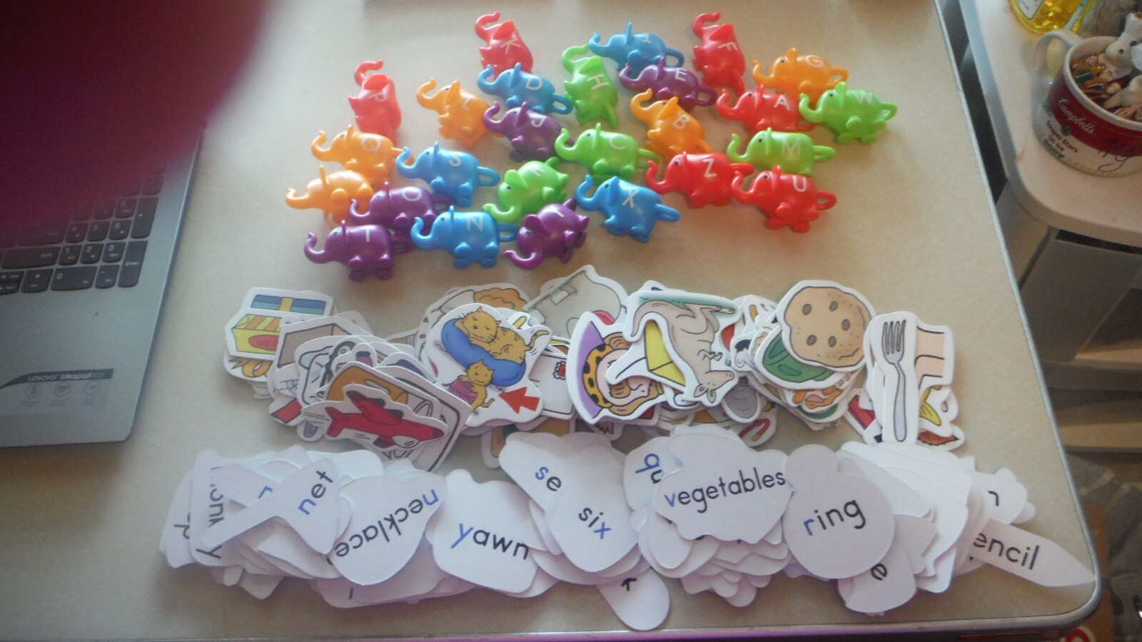 Snap & Learn ABC Elephants & pictures with words cards/pieces