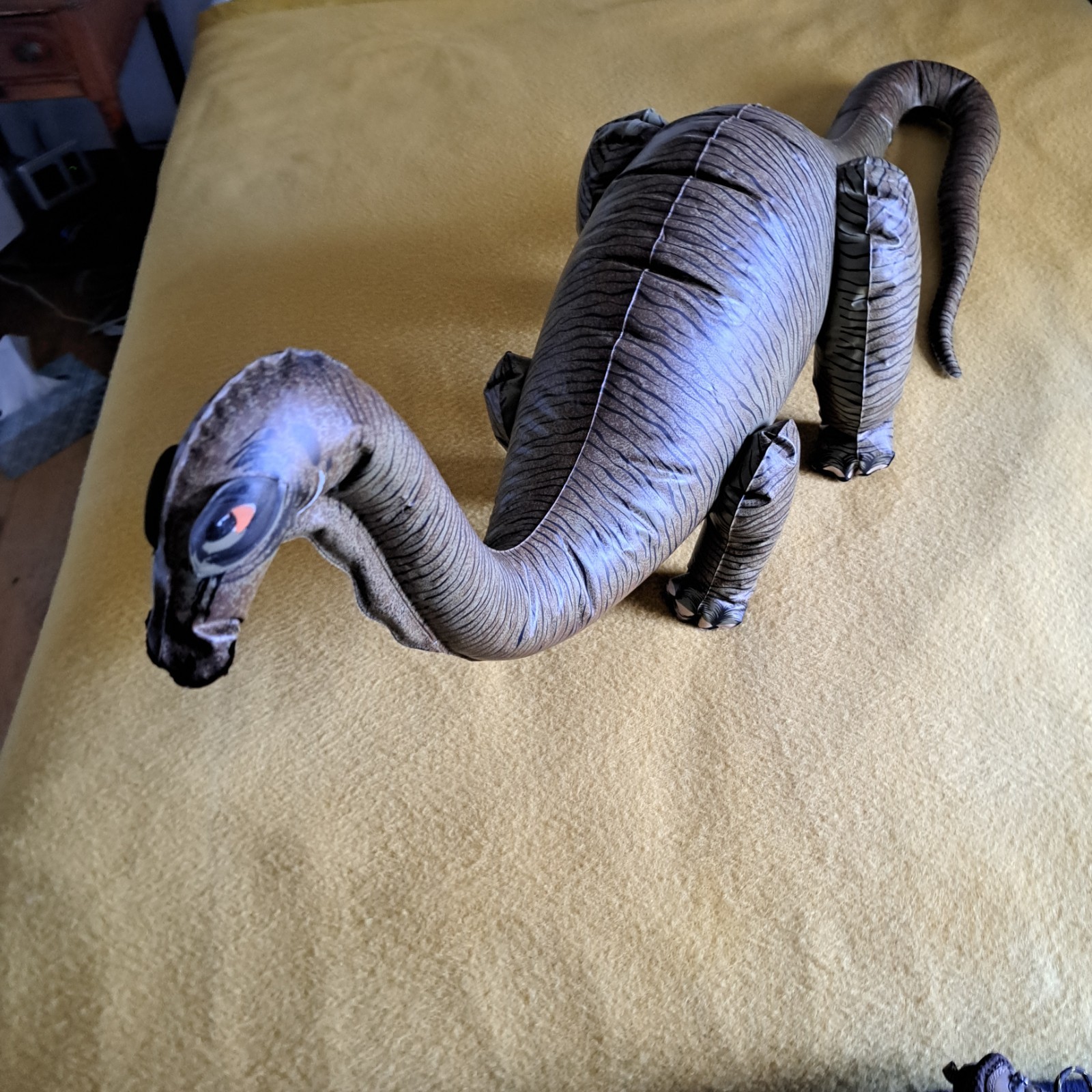 Huge Gigantic! 1986 Frenry Apatosaurus 4′ Large Dinosaur Inflatable Blow Up Toy