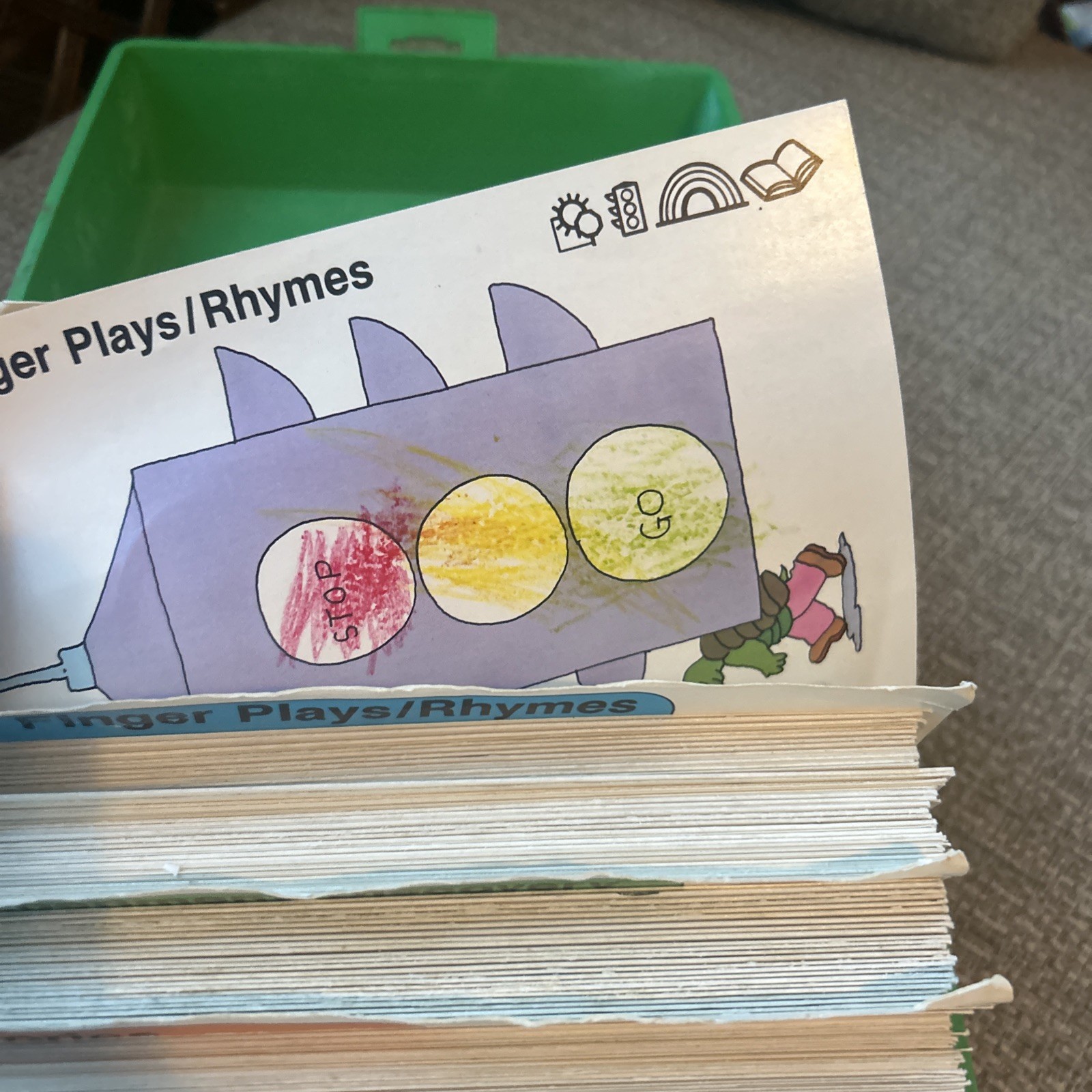 Vintage Sweet Pickles Preschool Program Learning Case Activity Bus Full w/ Cards
