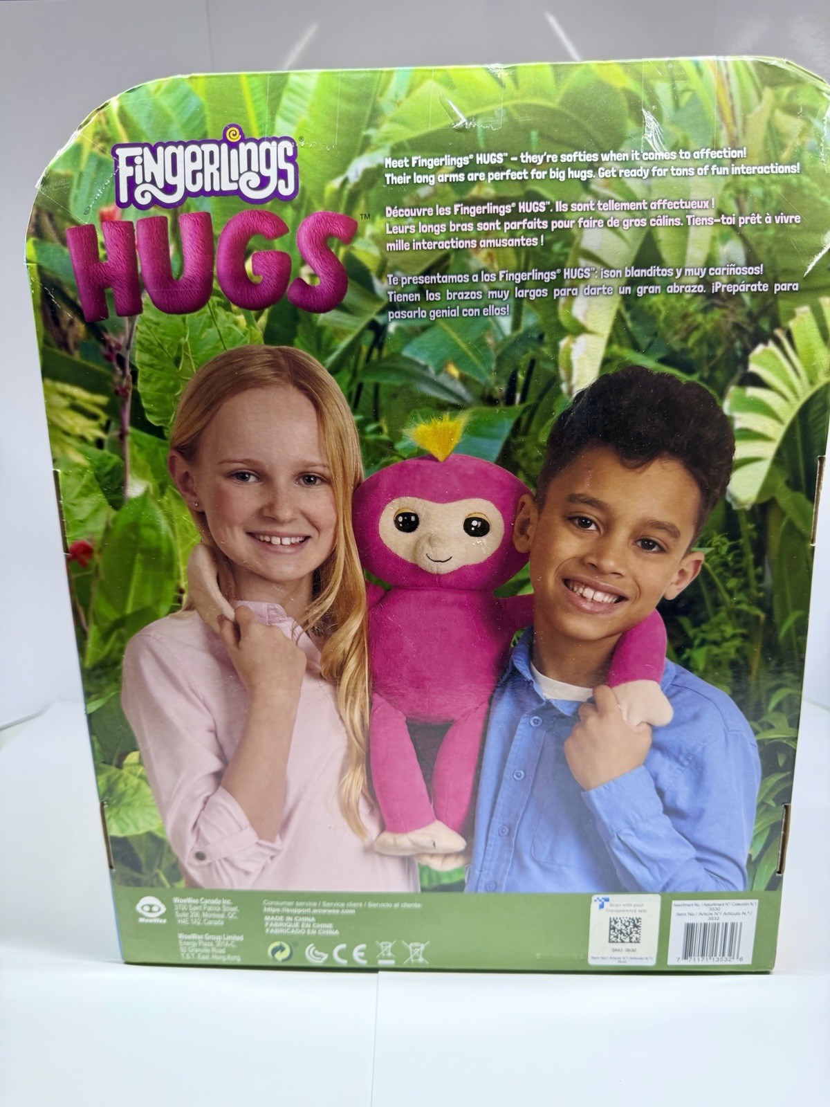 I love to hug monkey Fingerlings Hugs Bella interactive makes 40+ sounds