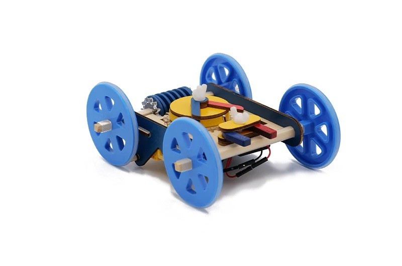 Pre-built – CrunchLabs Boomerang Car Box 8 – READ DESCRIPTION