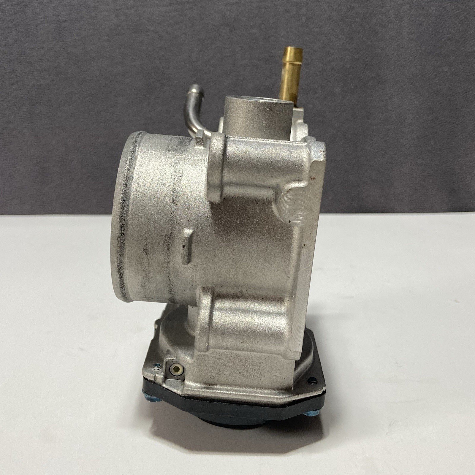 S20126 Electronic Fuel Injection Throttle Body Assembly (For FWD and 1.8L 197…