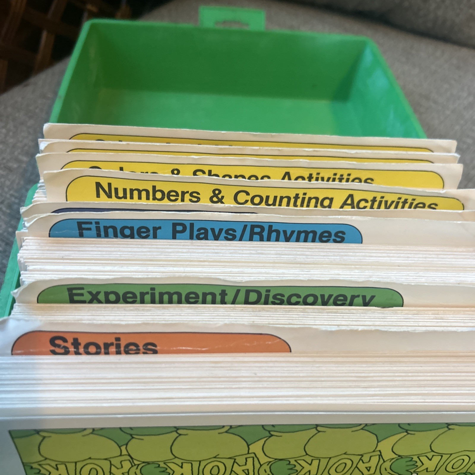 Vintage Sweet Pickles Preschool Program Learning Case Activity Bus Full w/ Cards