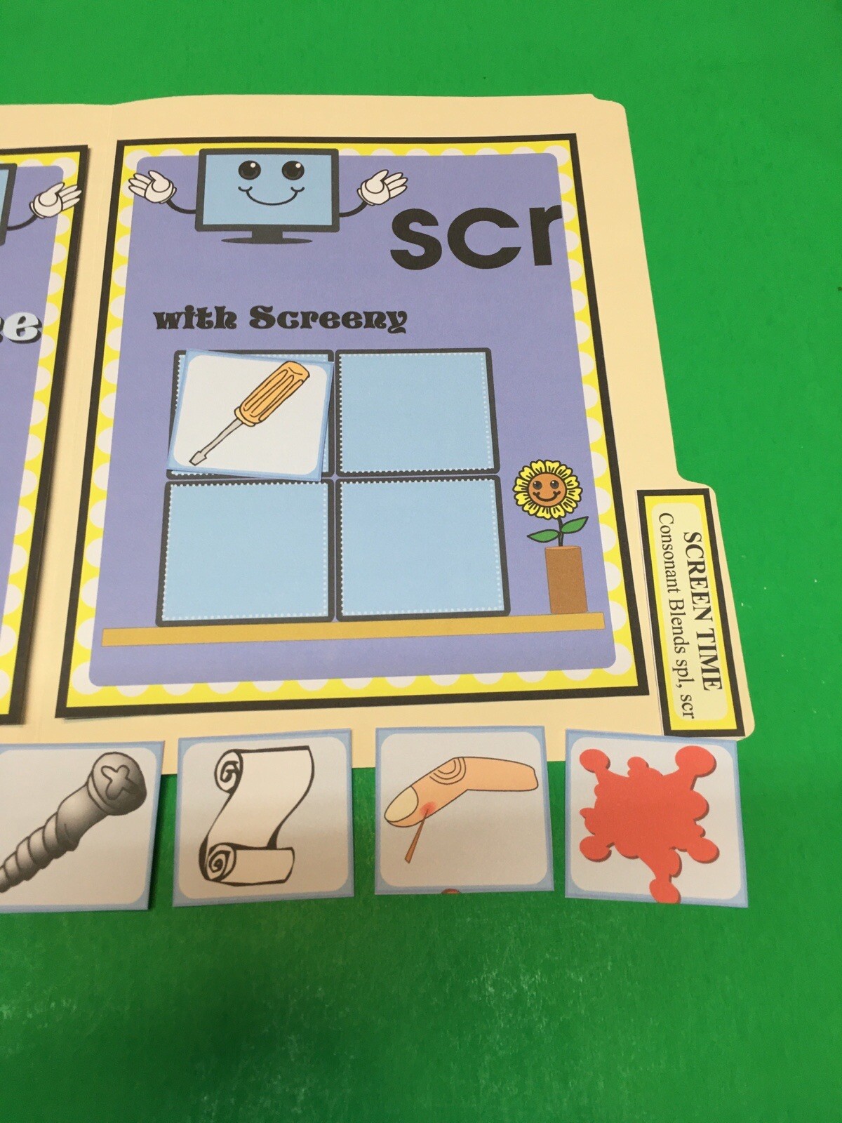 Screen Time – Phonics Spl / Scr – DIY File Folder game – Printed / Uncut