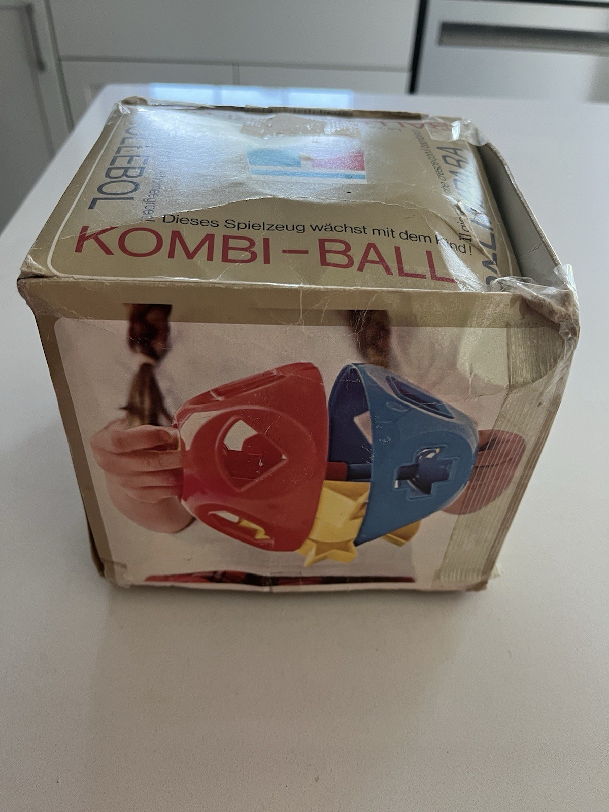 Vintage Tupperware Shape O ball Kombi Ball original box 69-77