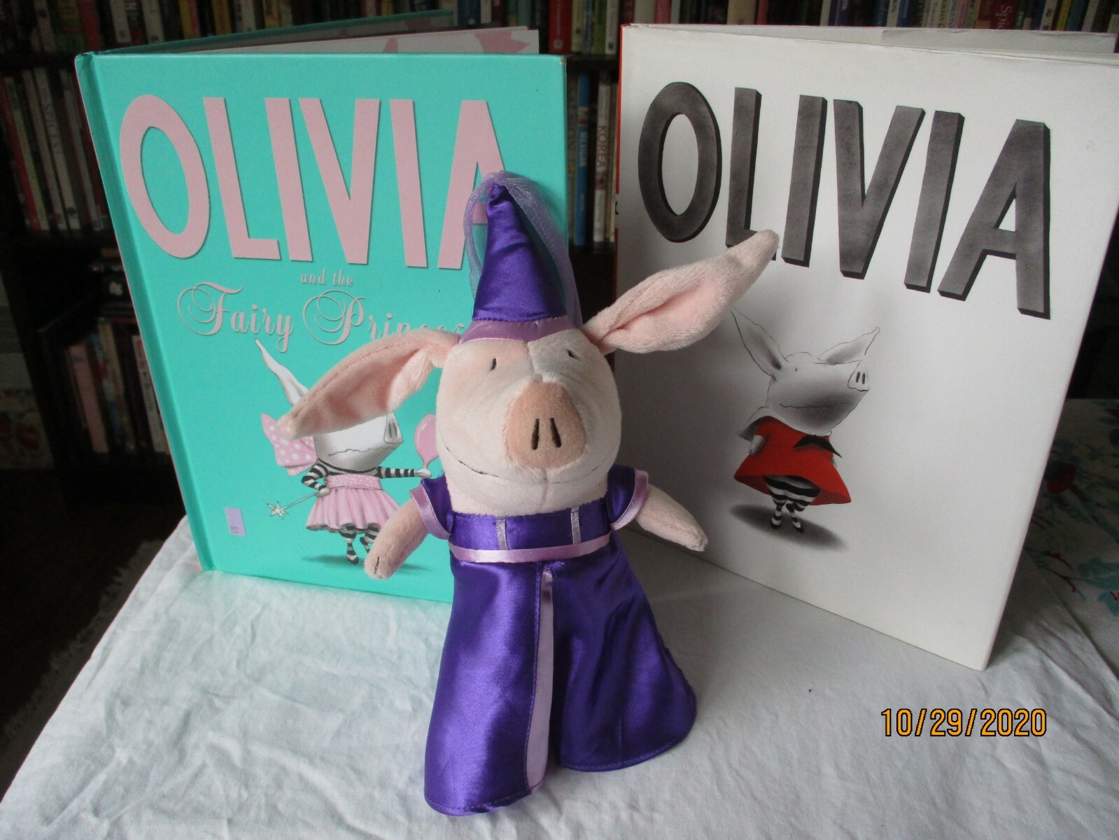 lot of Olivia: 9″ doll in Princess outfit 2 hardcovers