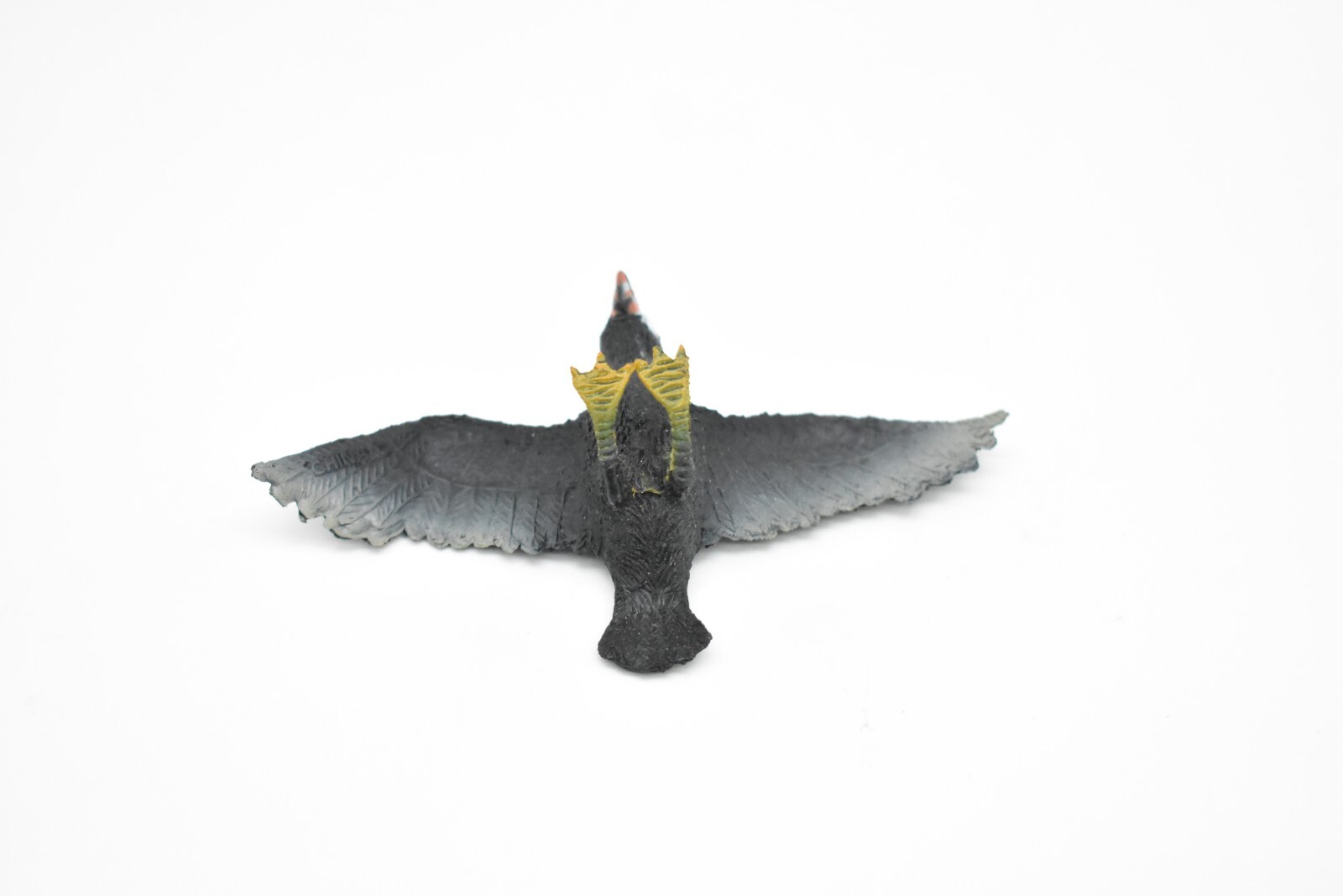 Puffin, Flying, Very Nice Rubber Model, Hand Painted Toy 3 1/2″ F621 B132