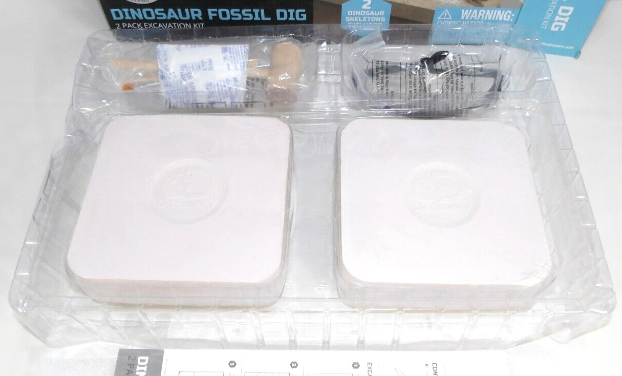 DINOSAUR FOSSIL DIG 2 pack excavation kit DISCOVERY 2018 NEW, PACKAGE DAMAGED