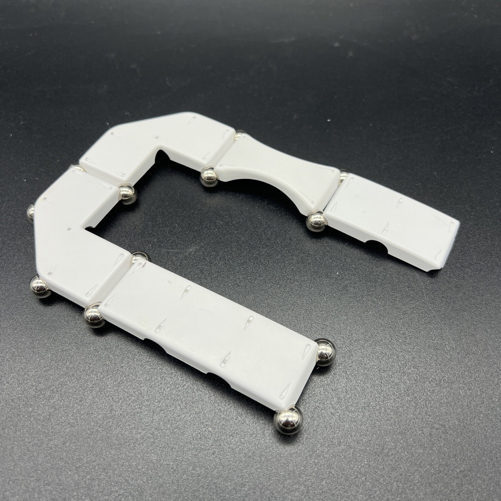 MOSS Robotics Pieces – Arch, Long, Short & Corner Braces – 5 Braces & 12 Balls