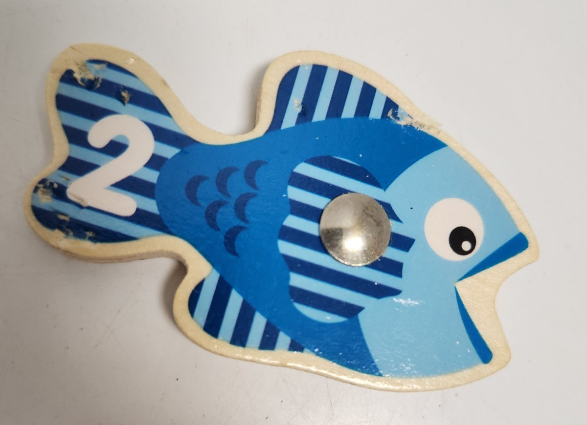 Melissa & Doug Catch Count Fish Game Magnetic Fish Replacement Parts READ