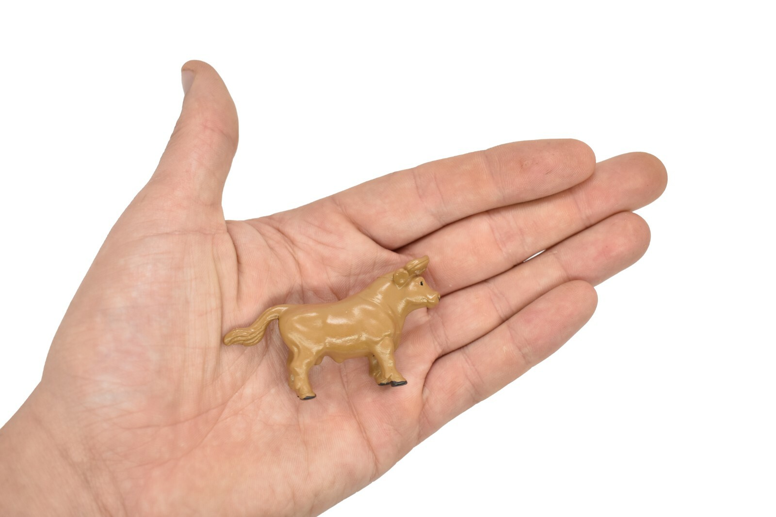 Cow, Brown Bull Realistic Small Toy Model Plastic Replica Barn Farm Animal F4149