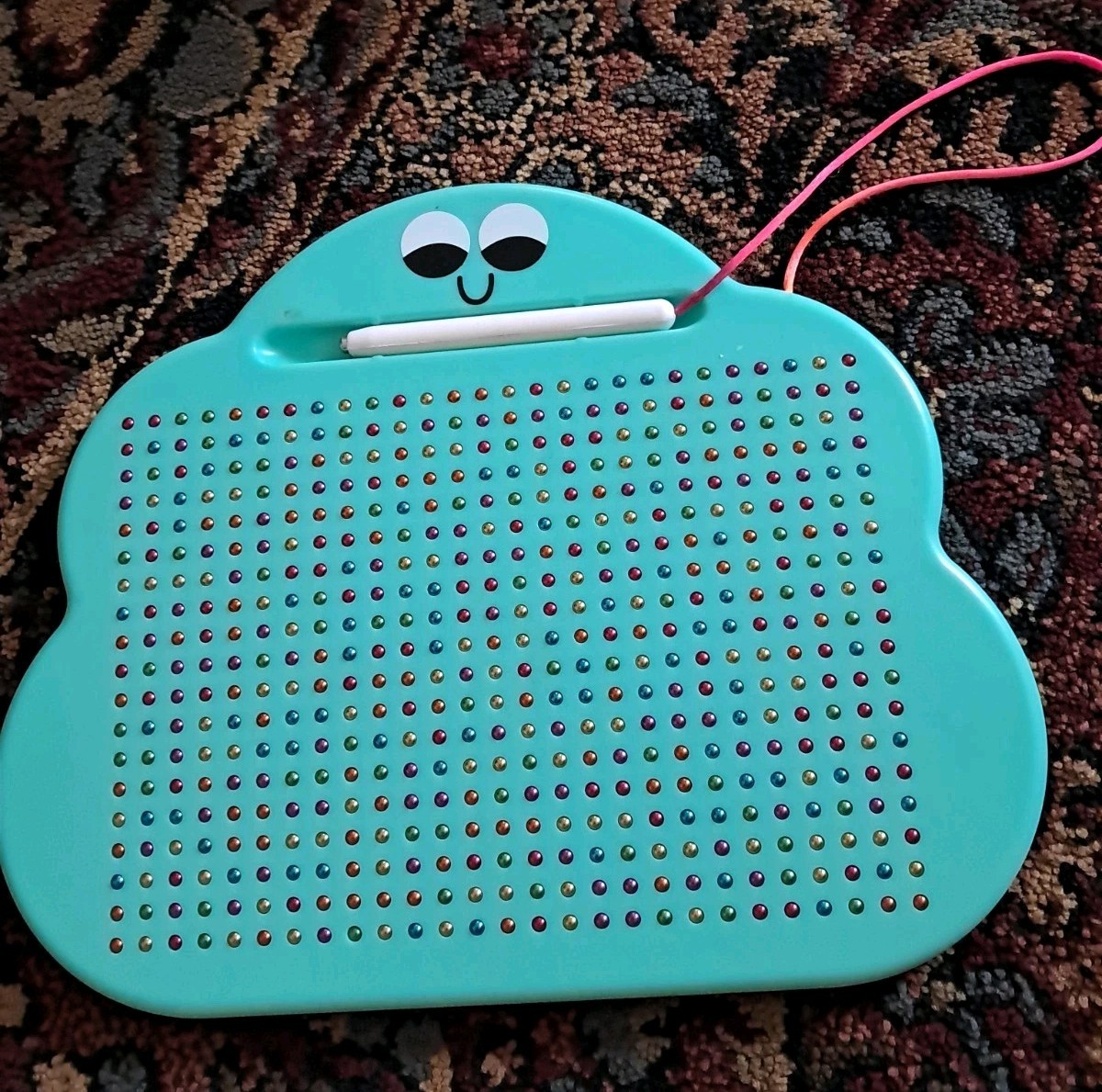 Gigglescape Magnetic Drawing Board with Tethered Magnetic Pen