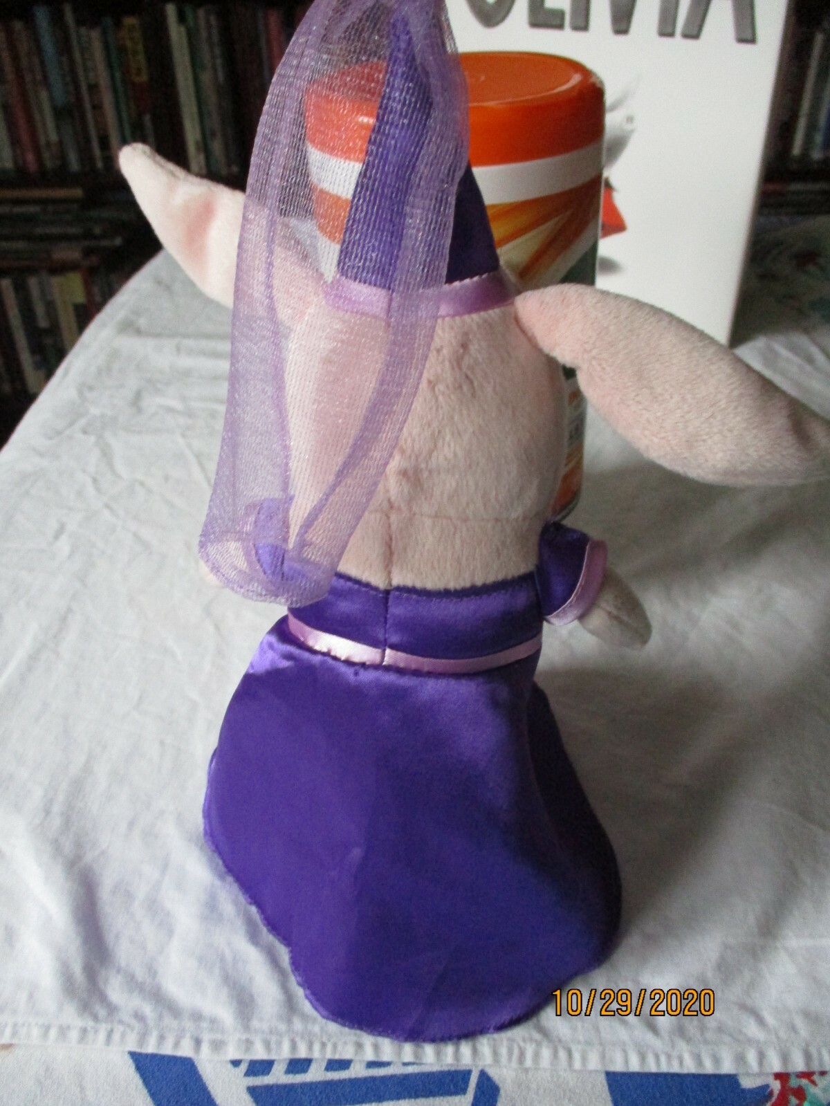 lot of Olivia: 9″ doll in Princess outfit 2 hardcovers