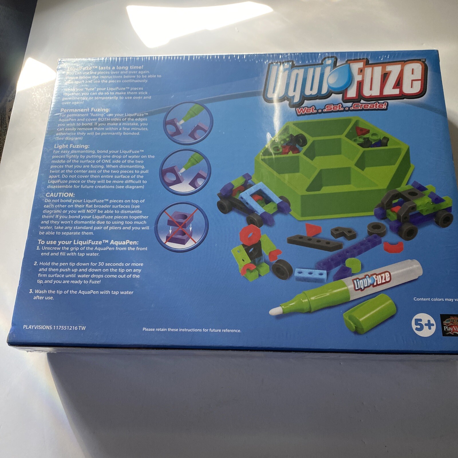 Liqui Fuze Cars 102 Piece Set Easy Craft 5 Years + New sealed
