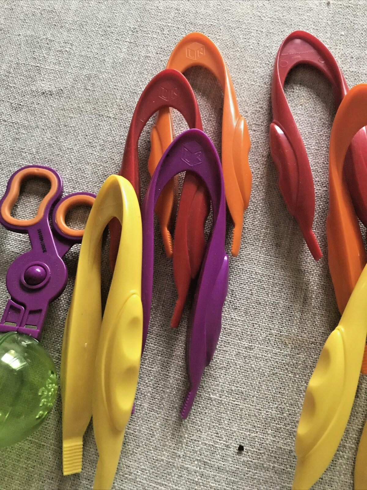 Abacus + Lot 12 Learning Resources Jumbo Tweezers Fine Motor Skill Preschool