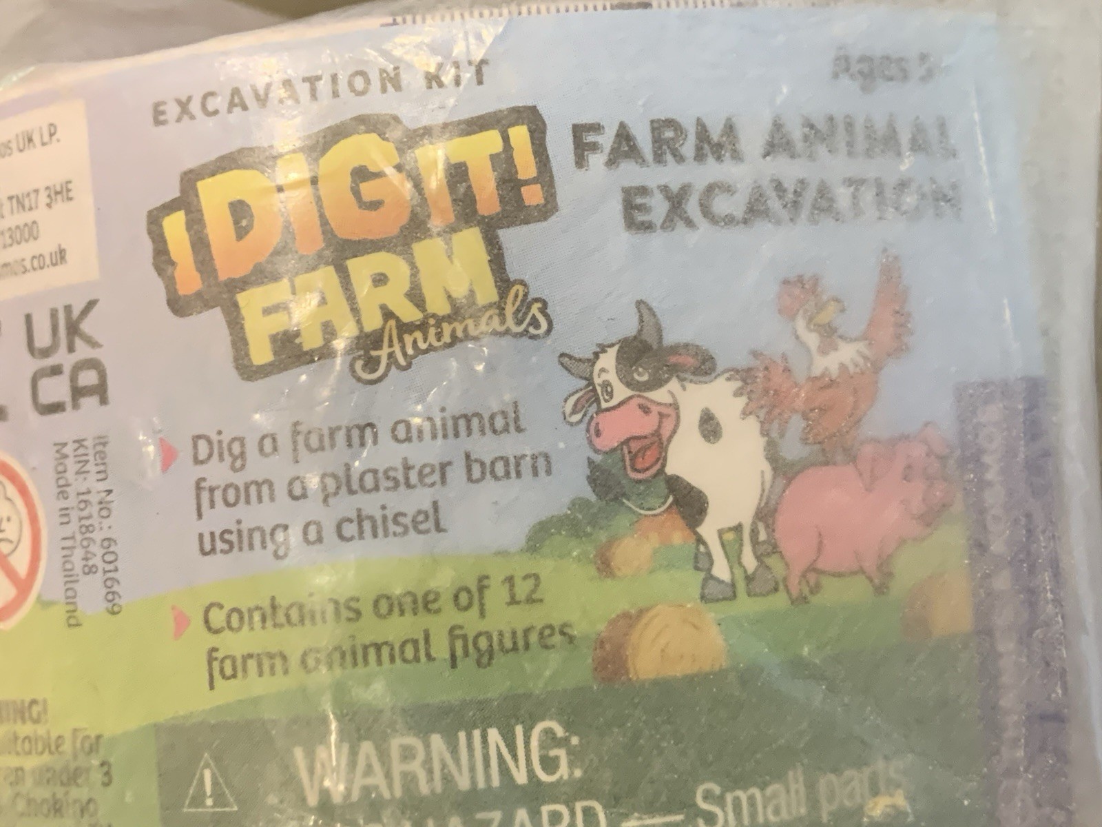 Thames & Kosmos I Dig It! Farm Animal Excavation Kit – Surprise Animal Inside
