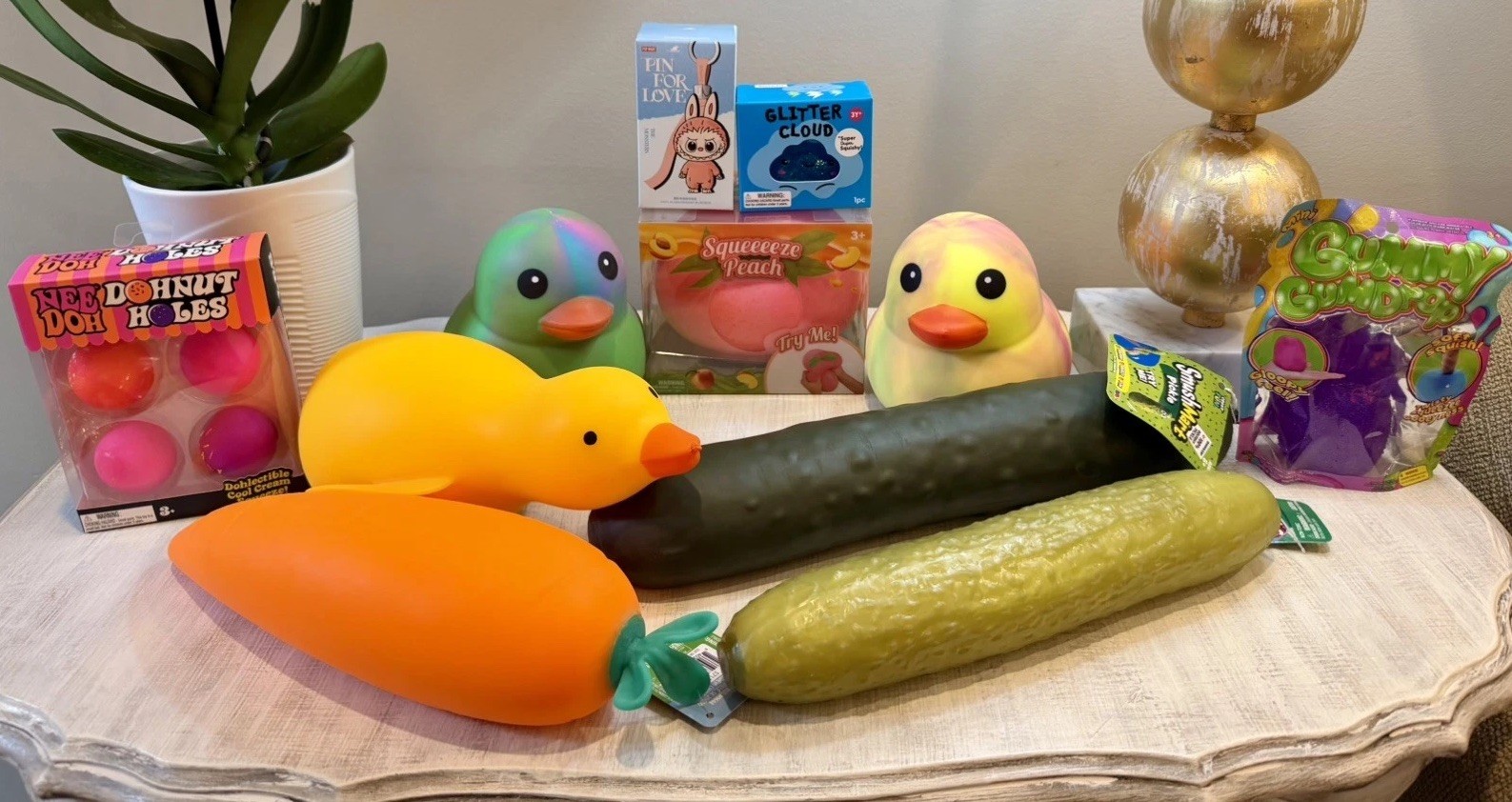 HUGE! Lot of Viral items! Nee Doh, Labubu, Carrot, Duck, Pickle &More! 🔥MUST!