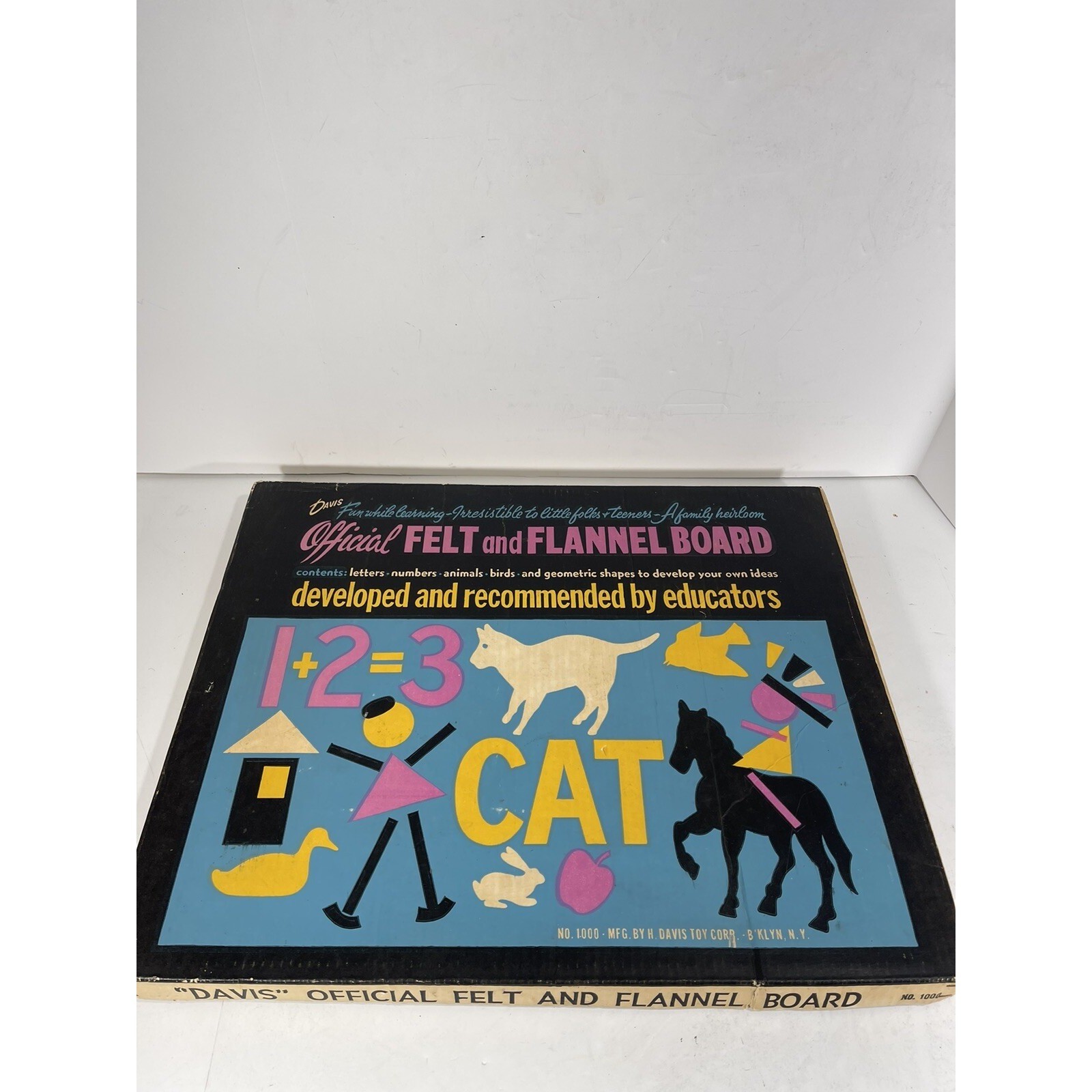 Davis Official Felt and Flannel Board #1000 – with Box Vintage Check Pictures