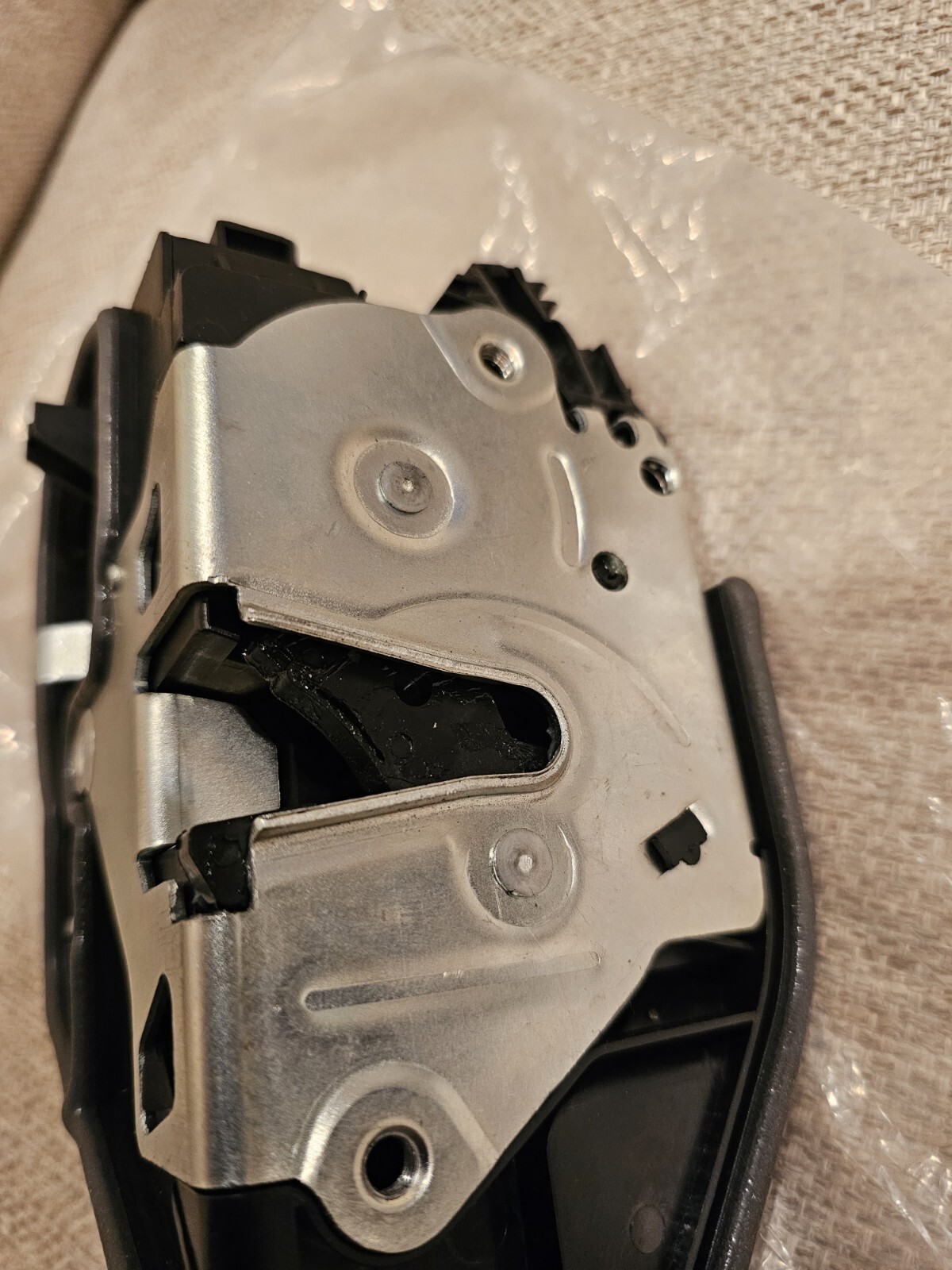 51227229459 Door Lock Actuator Mechanism 320i 328i 530i 750i- Open Box