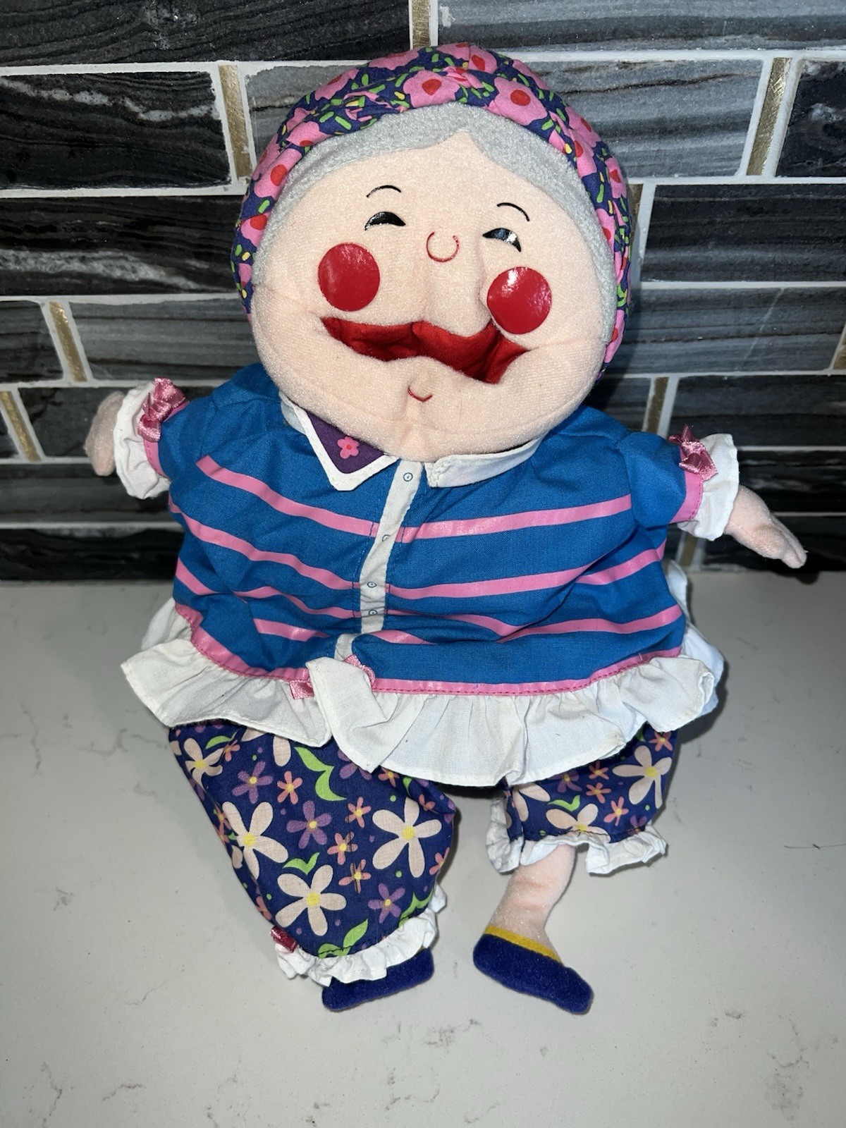 Childs Play DOLL There Was An Old Lady Who Swallowed the Sea Plush 6 Animals