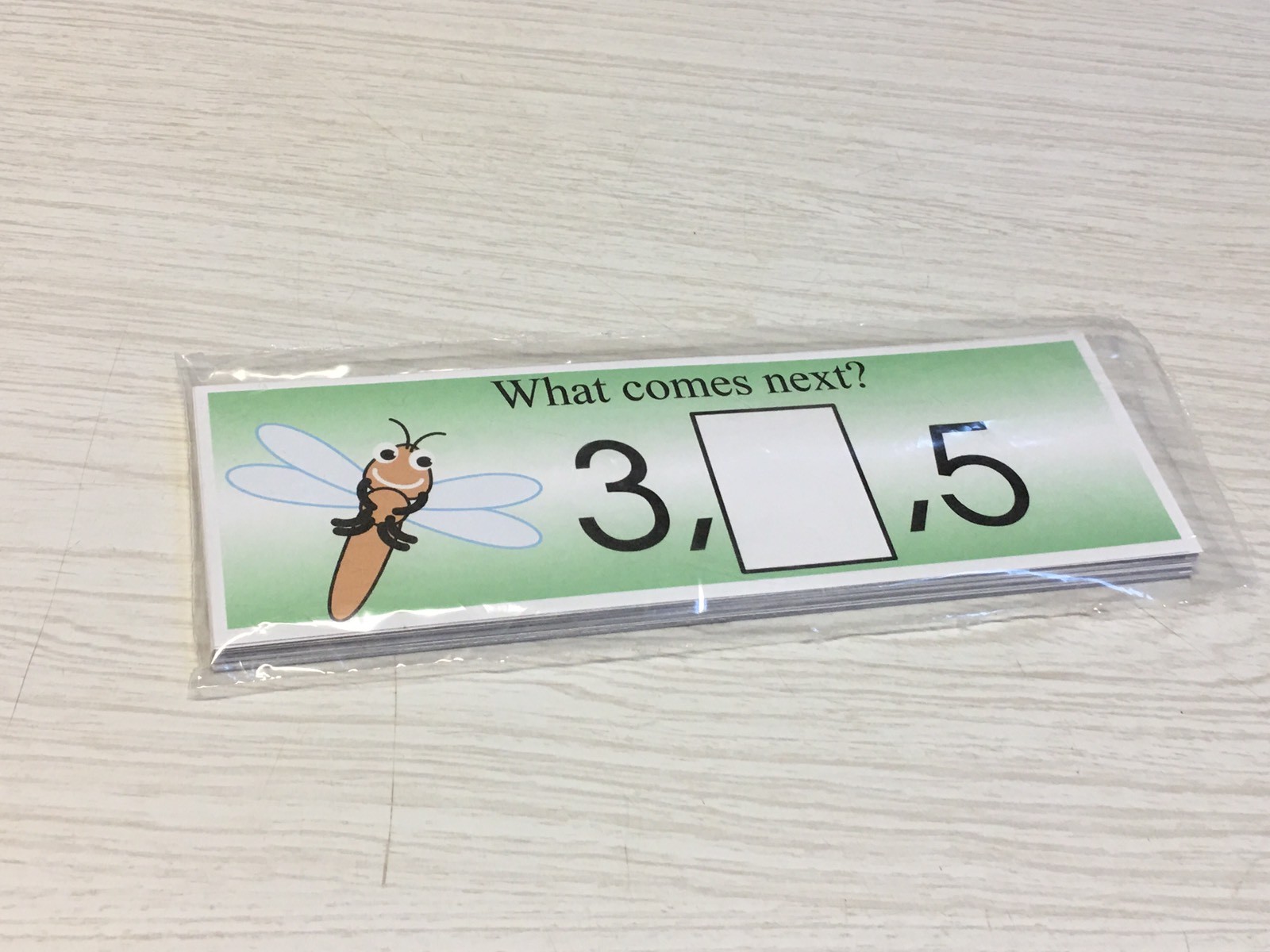 Dragonfly – Numbers – What comes next ? – 21 Laminated cards Activity Set