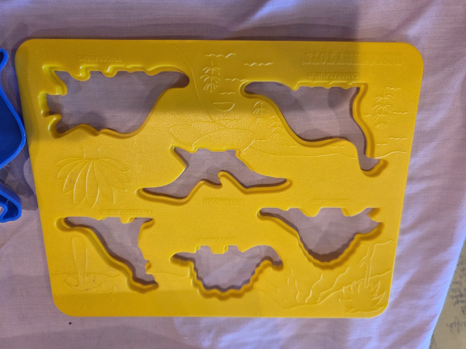 Discovery Toys Place & Trace Dinosaurs Animals Vehicles 1984 USA ~Complete Set!