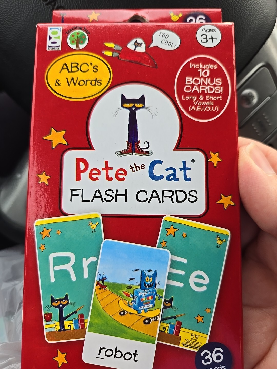 Pete the Cat ABC’s and Words Flash Cards – Ages 3+ – 36 Cards