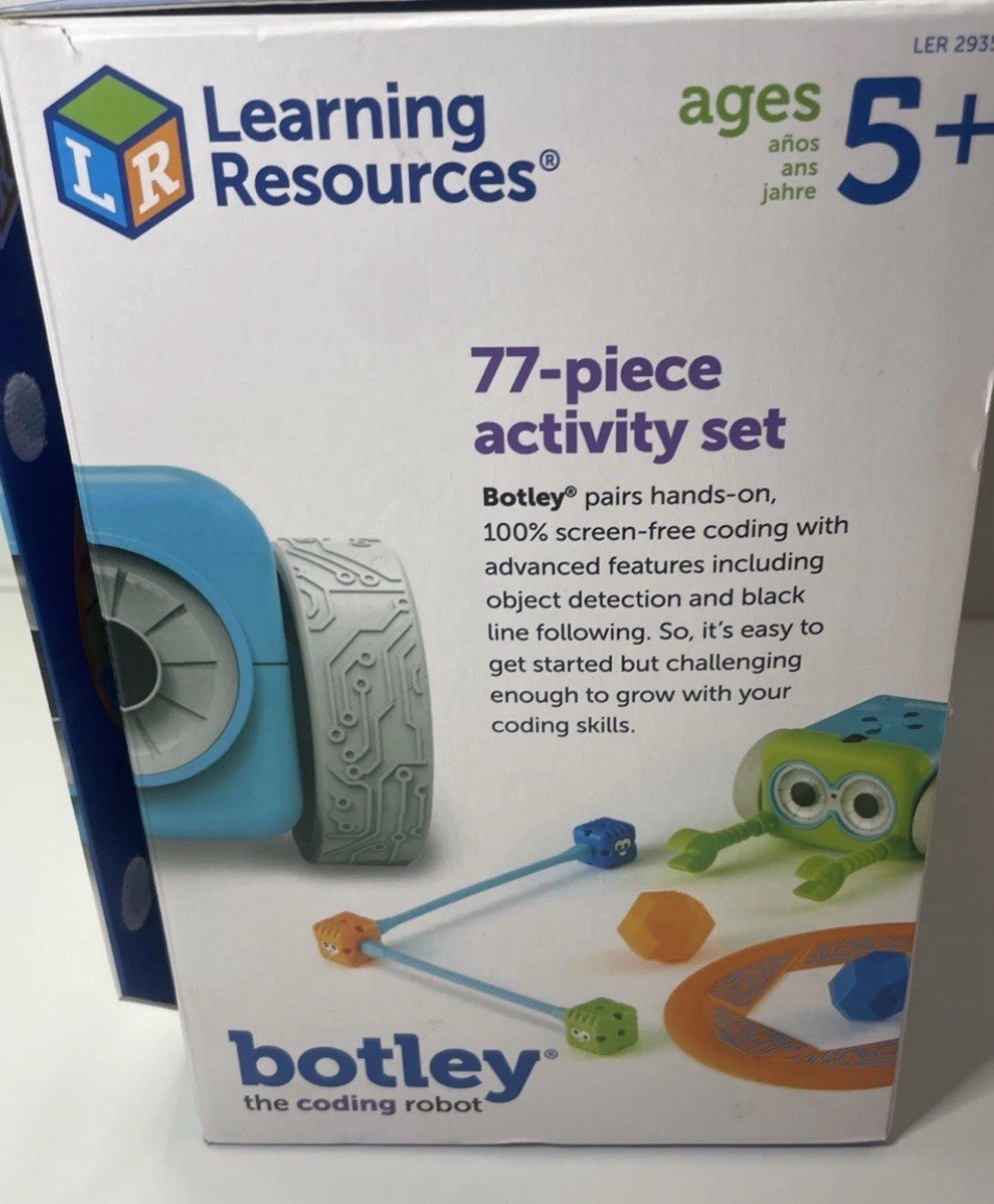 Learning Resources Botley the Coding Robot – STEM Toy – 76 Pieces Ages 5+ 1 Arm