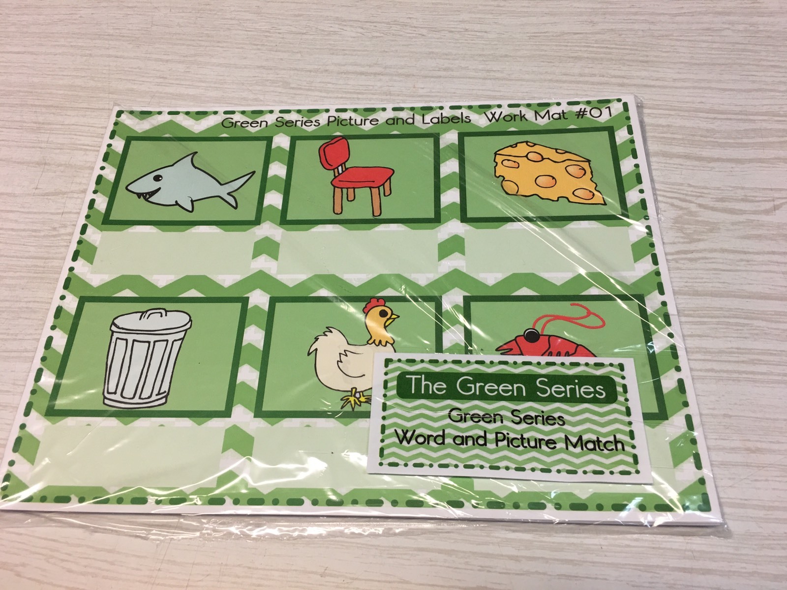 The Green Series – Pictures And Word Label Work mats – Montessori