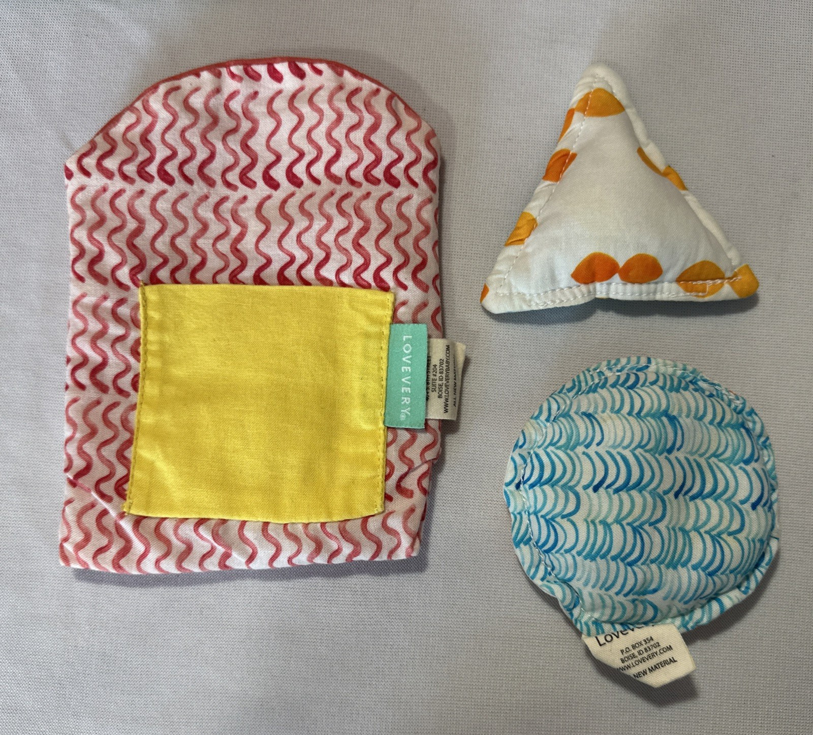 Lovevery Montessori Crinkle Bag Toy The Charmer Kit 3-4 Months and Bean Bags