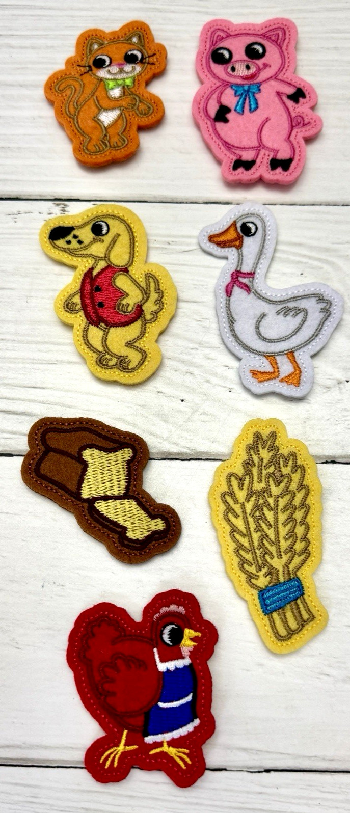 2 LAKESHORE STORY TELLING GLOVE PUPPETS ‘5 LITTLE DUCKS’ & ‘LITTLE RED HEN’