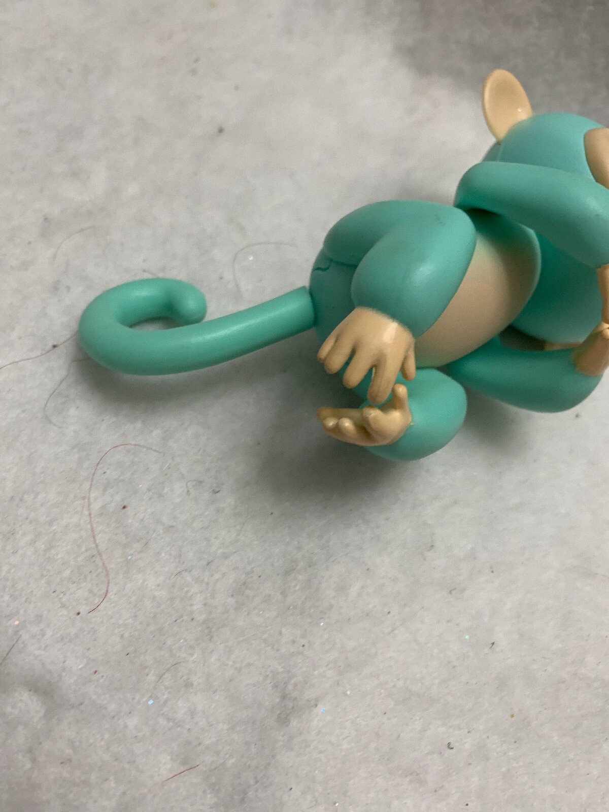 WowWee Fingerlings Baby Monkey Teal Aqua with Purple Hair interactive toy works