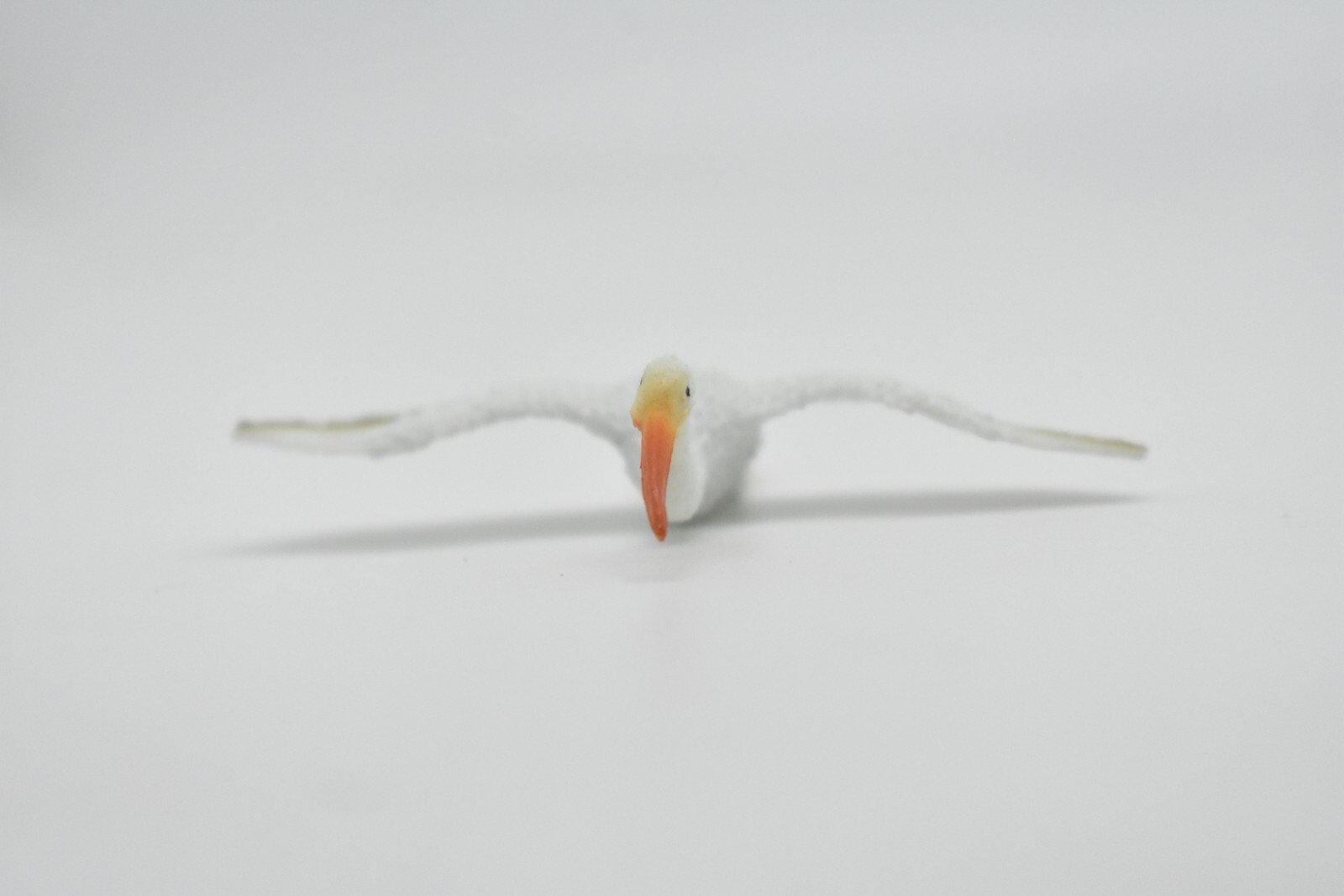 Stork, Flying, Toy Bird, Very Nice Plastic Model 3 Inch F613 B124