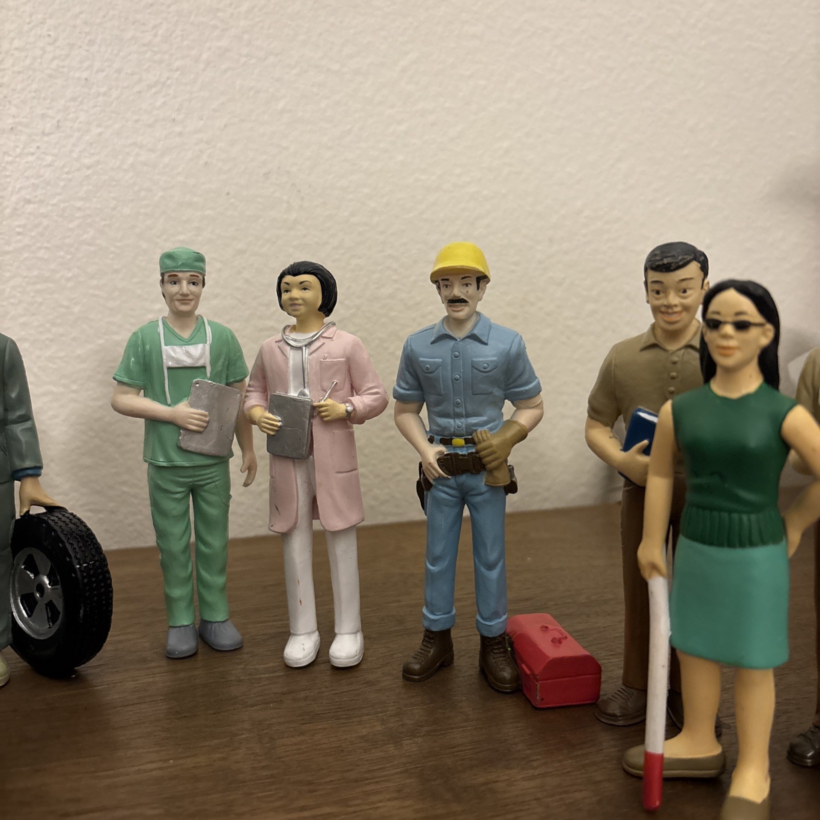 Professional Career Inclusion Figures Diversity Play Education – Lot Of 16