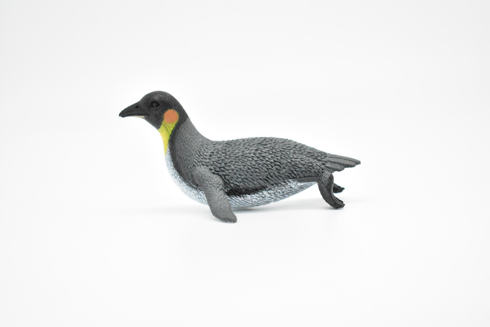 Penguin, Emperor, Swimming, Very Nice Rubber Reproduction 3″ F1111 B203