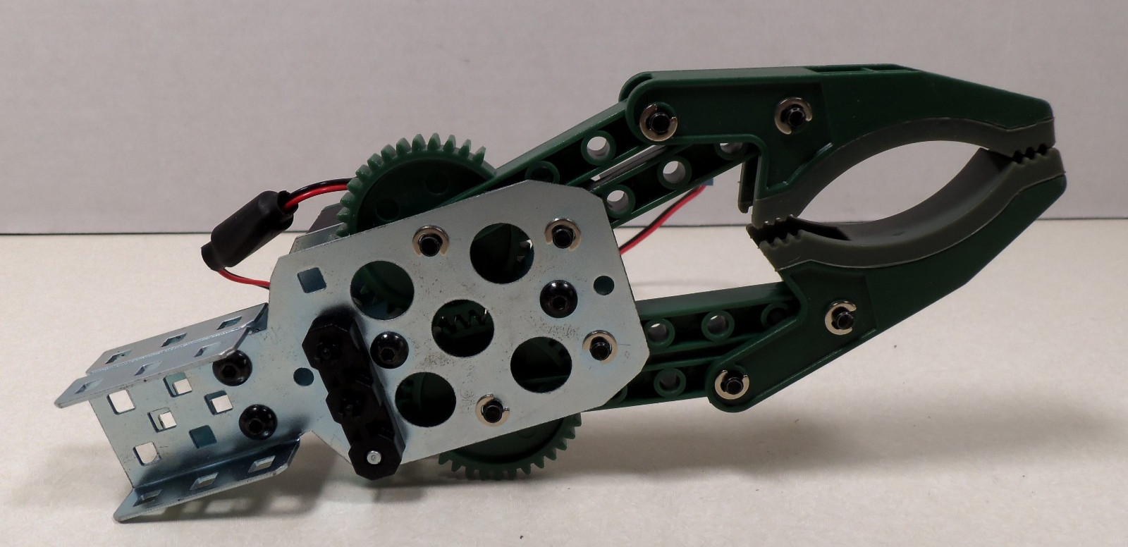 VEX Robotics EDR Clawbot Claw Assembly with Servo Motor 393