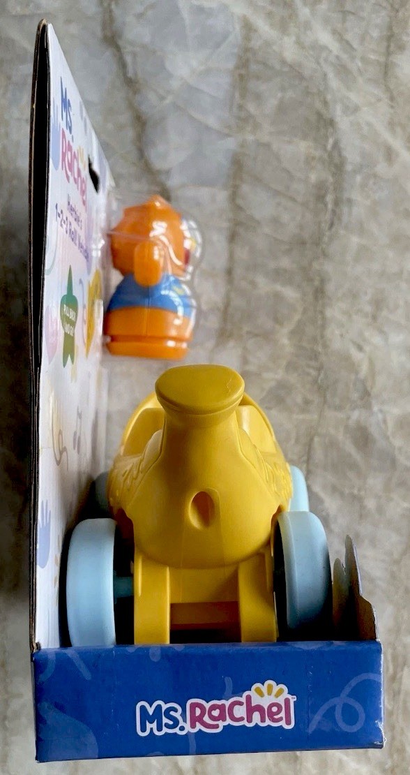 Ms. Rachel, Herbie’s 1-2-3 Roll! Vehicle with Click-in Figure & Pull Back Car