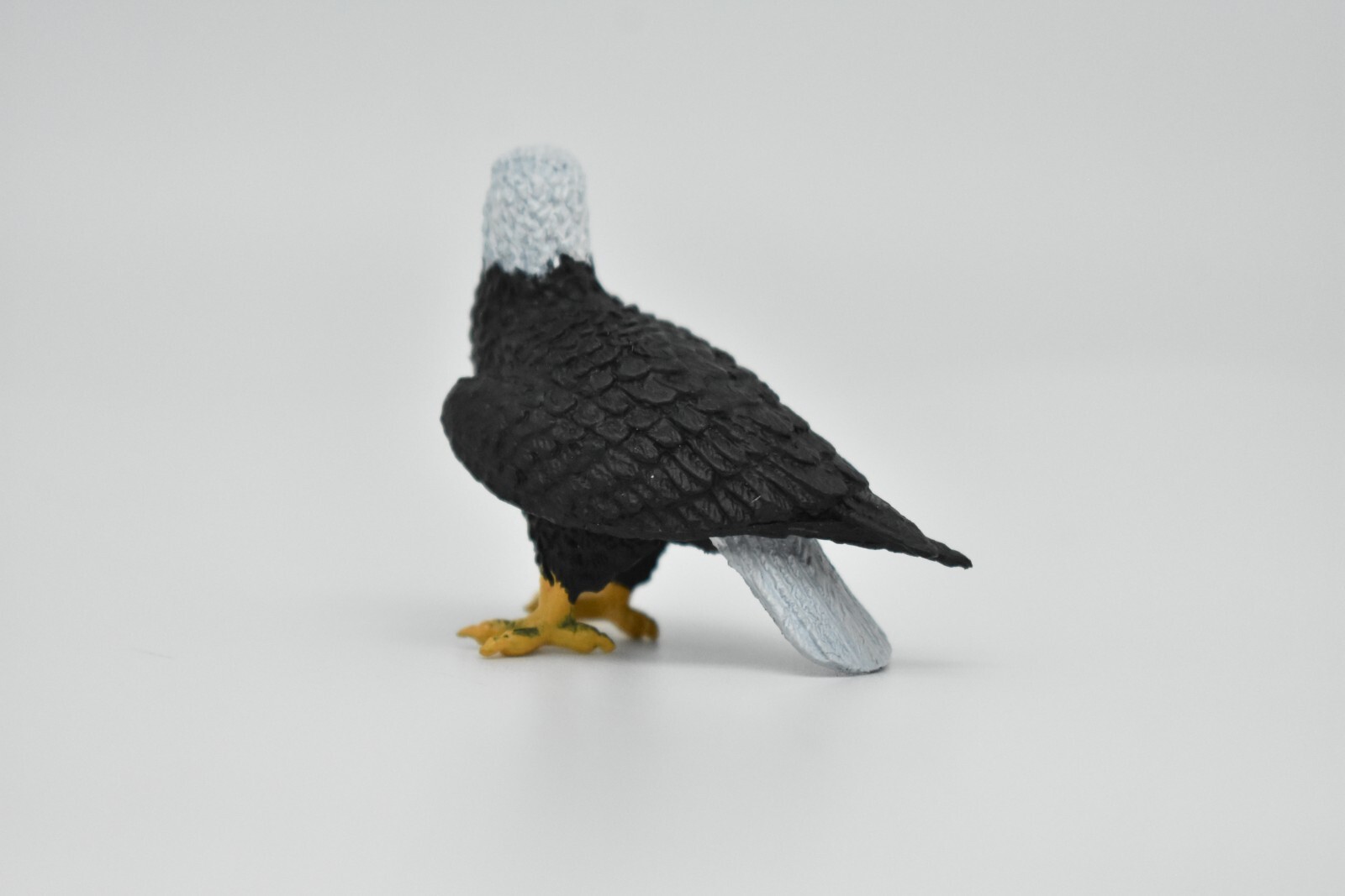 Bald Eagle Toy, Very Nice Plastic Toy Model Hand Painted 2″ F7041 B131