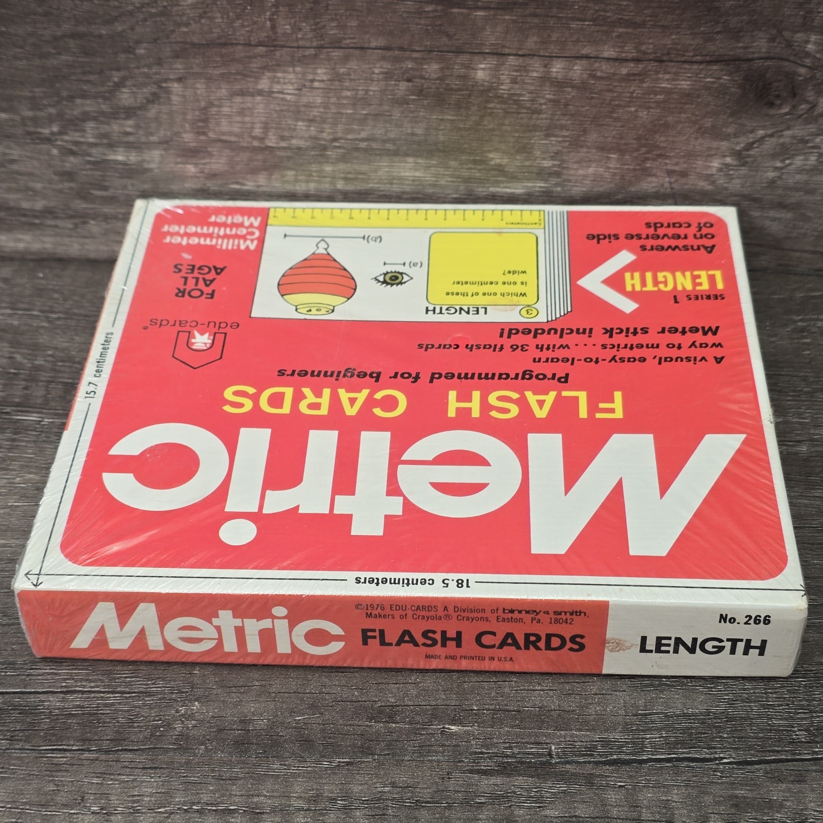 1976 METRIC FLASH CARDS Edu-Cards Binney & Smith No. 266