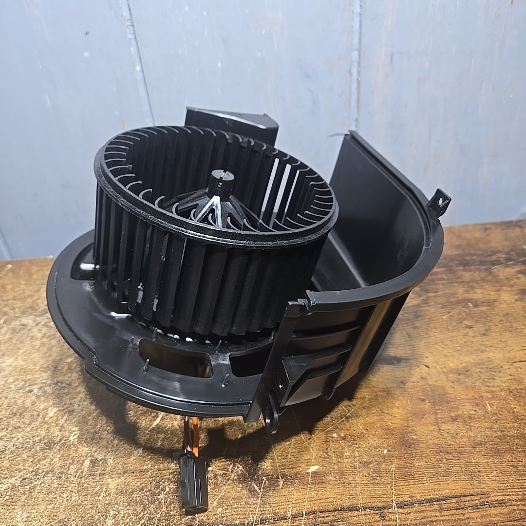 HVAC Heater Blower Motor Assembly Replacement for BMW Vehicles – X5 2007-2014,
