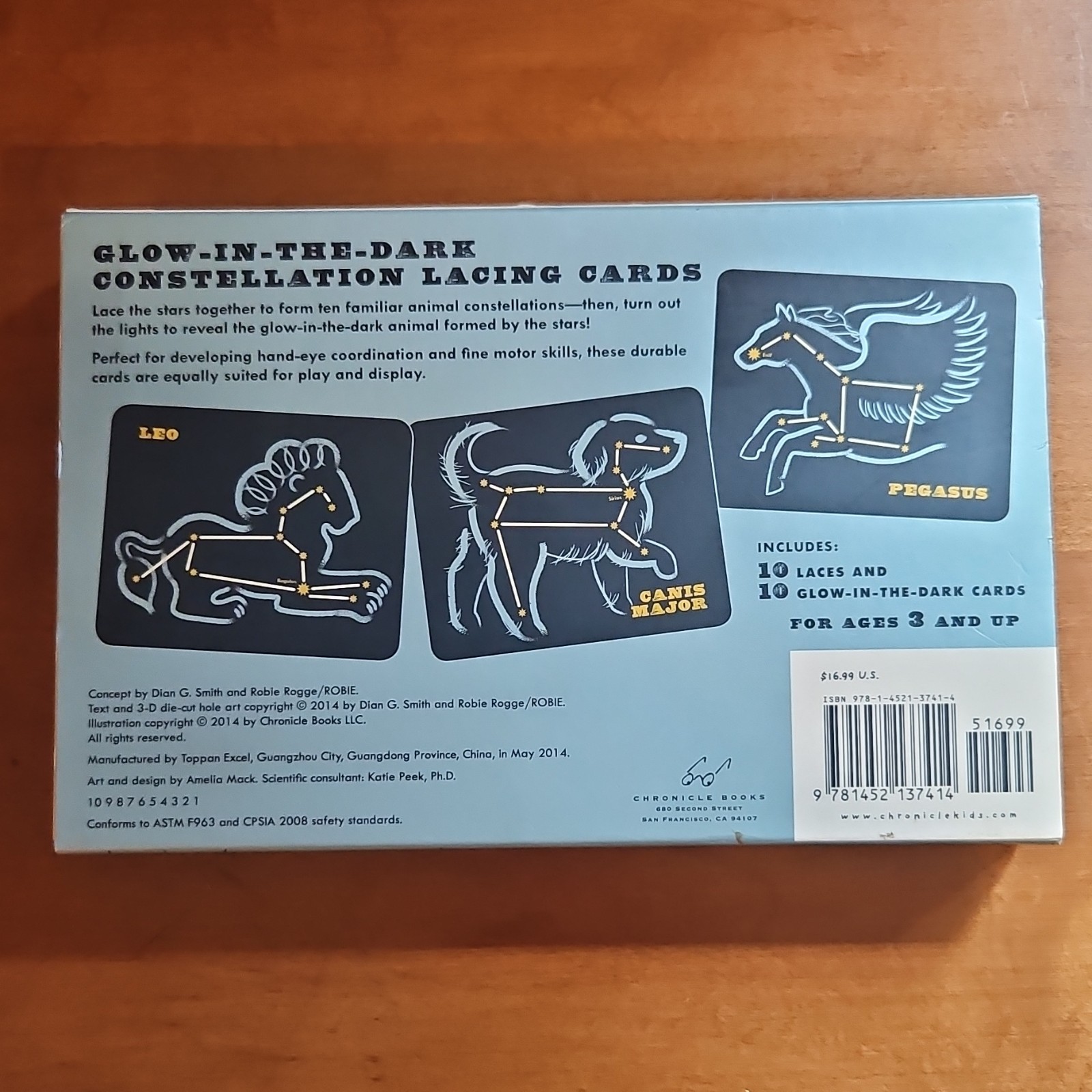Animals In The Stars Glow-in-the-Dark Constellation Lacing Cards Set