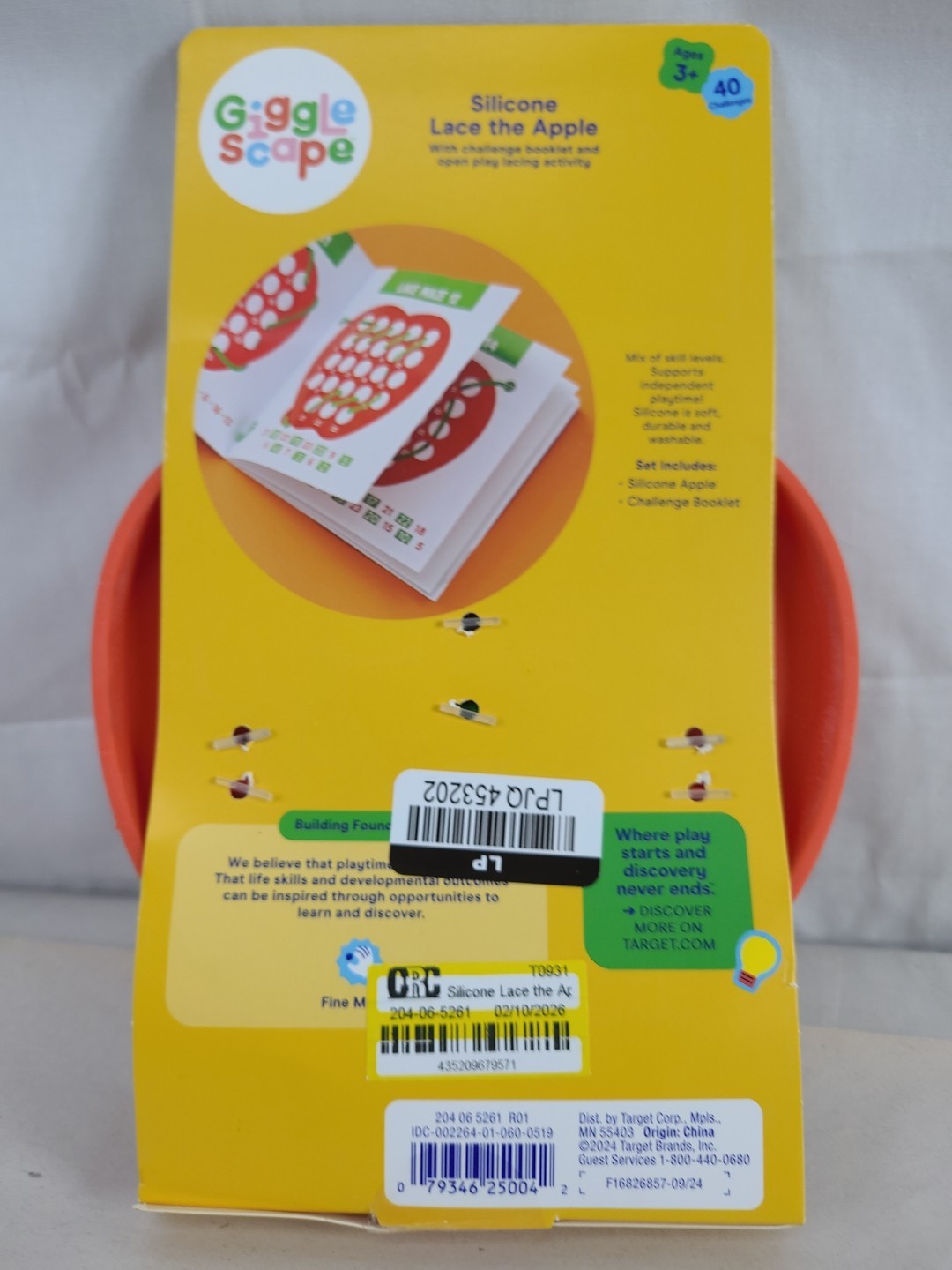Giggle Scape – Silicone Lace the Apple Fine Motor Skills Child Development
