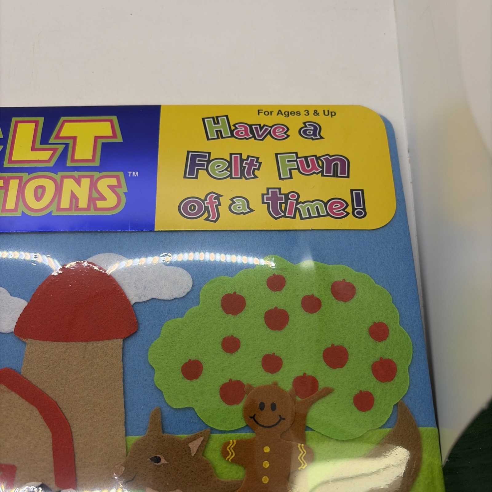 Felt Creations Gingerbread Man Story Board Hard to Find NEW/Unopened