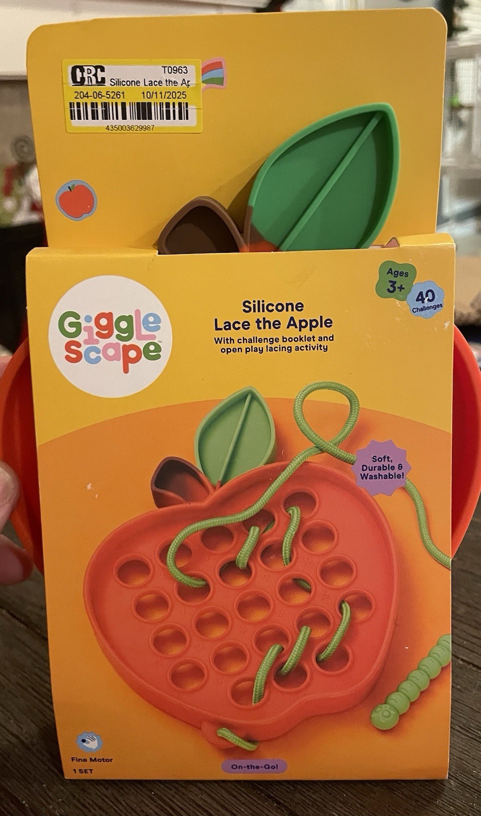 Gigglescape Silicone Lace the Apple 40 Challenges For Unisex Kids Age 3+