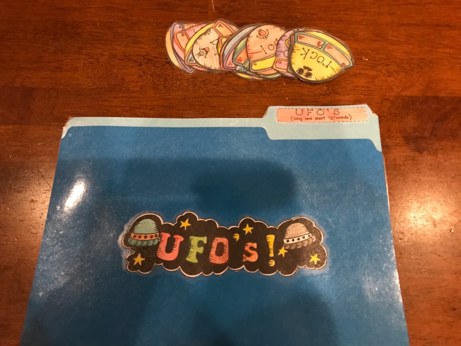 UFOs! Long short “o” vowels 1st grade language arts file folder game