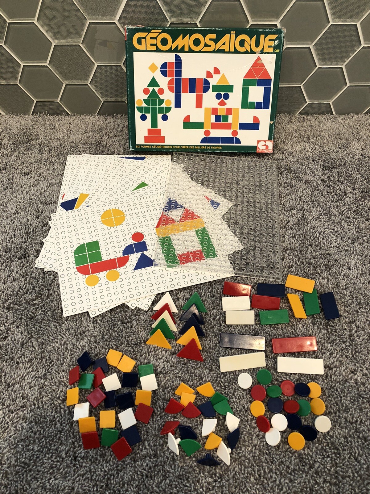 Vintage Fernand Nathan Crystal Geometric Shape Forms 1982 RARE Home School Learn