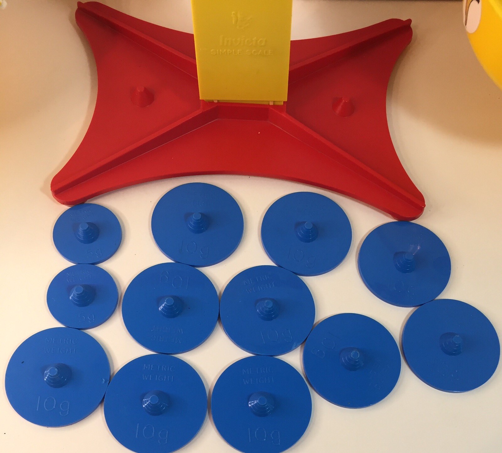 Simple Scales Game Young Minds Vintage1984 Made in England Metric Homeschool