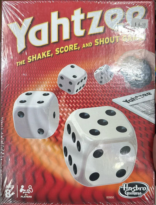 Hasbro Gaming Yahtzee Dice Game – Fast-Paced Family Strategy Game, Ages 8+,