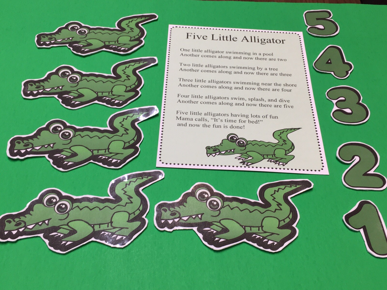 Five Little Alligator Flannel Board Set – Laminated Activity Set – Teaching