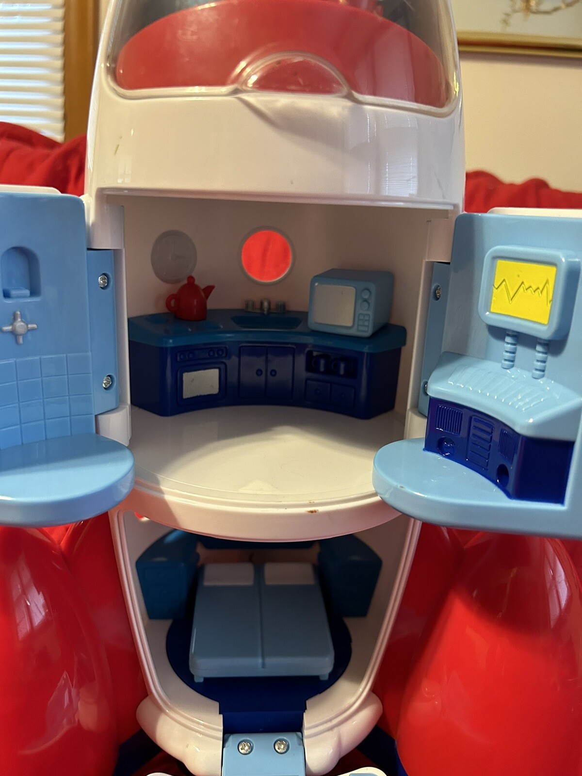 Lakeshore Rocket Ship Learn and Play Explorations with Astronauts No Rover